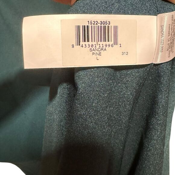 Revolve Dress The Population Sandra Plunge Crepe Trumpet Gown Maxi Dress in Pine - Picture 10 of 11